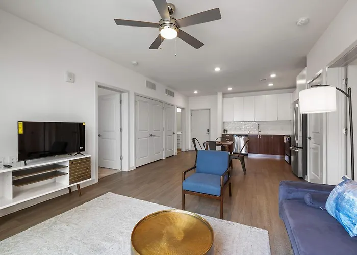 Modern Nulu 2Br Cozysuites 08
