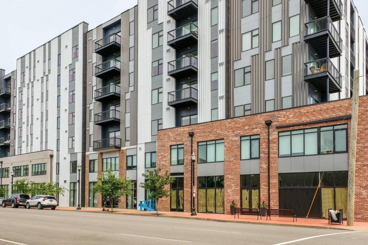 Modern Nulu 2br Cozysuites 08 Louisville
